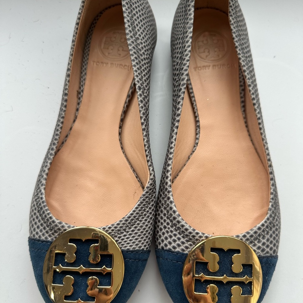 Tory Burch Blue and Gray Flats with Elegant Design